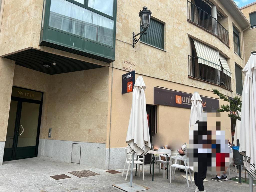 Apartamento Alojamiento LA DUQUESITA Alba De Tormes Exterior foto