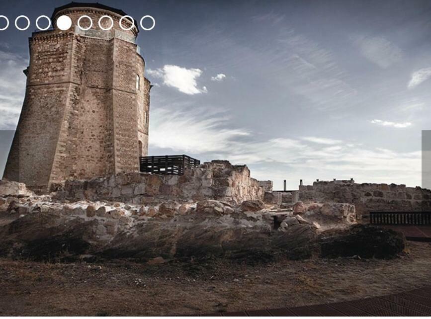 Apartamento Alojamiento LA DUQUESITA Alba De Tormes Exterior foto